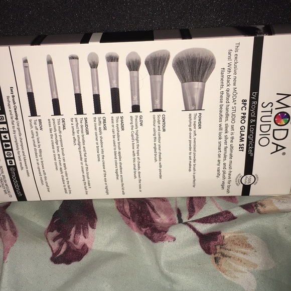 8pc pro glam set - Picture 2 of 2